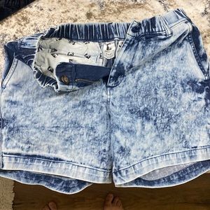 Acid Wash Denim Bear Bottom (Small 5.5 Inseam)